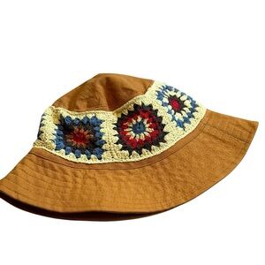 Lakhays Crochet Applique Bucket Hat Women’s Sz S/M Granny Square